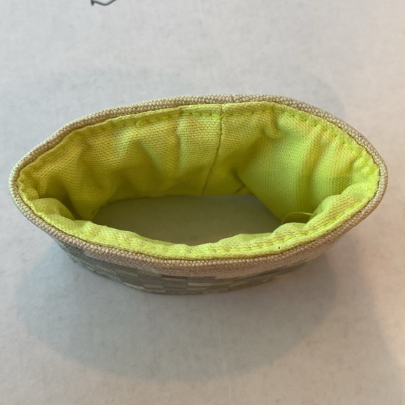 Starbucks X Rodarte coffee cup cozy. - Picture 4 of 4